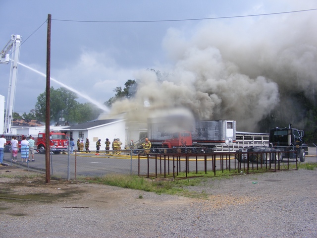 Jim's Country Mill fire photo 3